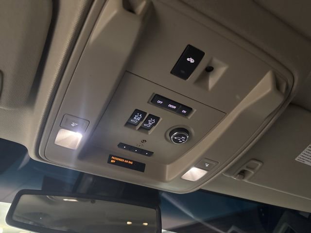 Used 2015 GMC Yukon SLT w/ Open Road Package image 30