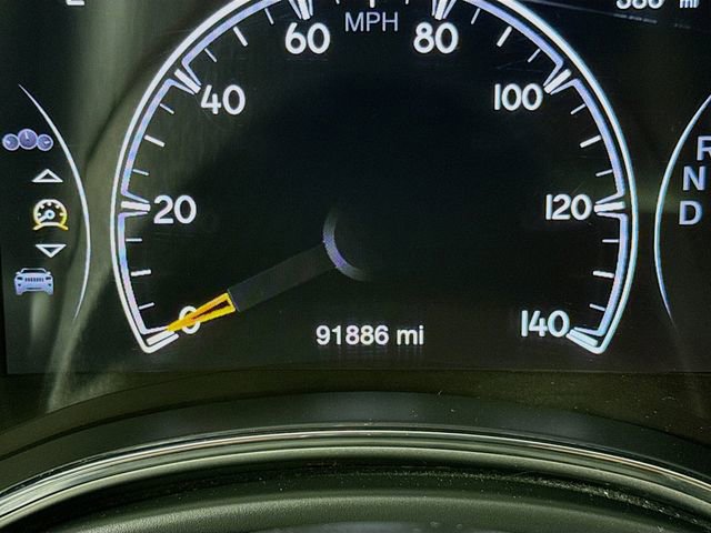 Used 2021 Jeep Grand Cherokee Laredo X image 12