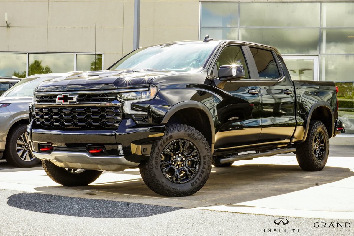 Used 2024 Chevrolet Silverado 1500 ZR2 w/ Technology Package
