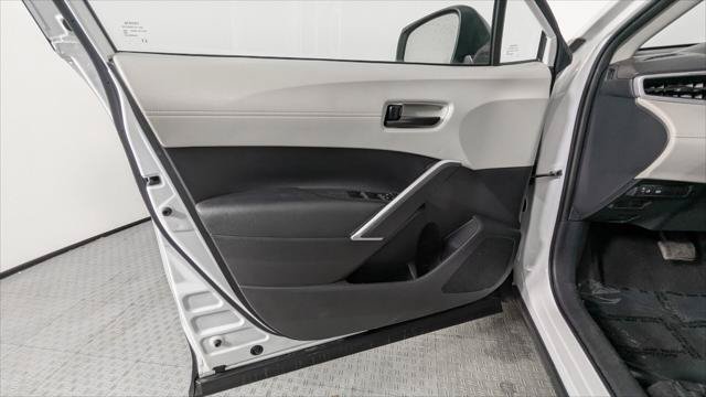 Used 2024 Toyota Corolla Cross L FWD image 14