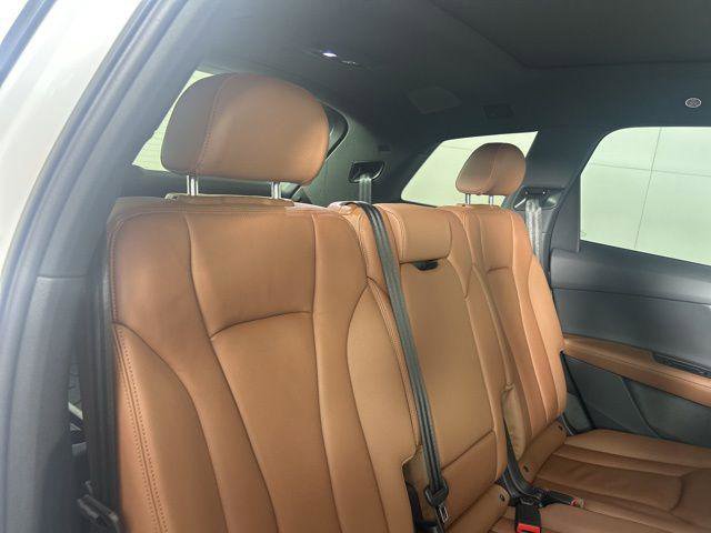 Certified 2023 Audi Q7 2.0T Premium Plus AWD/4WD image 13