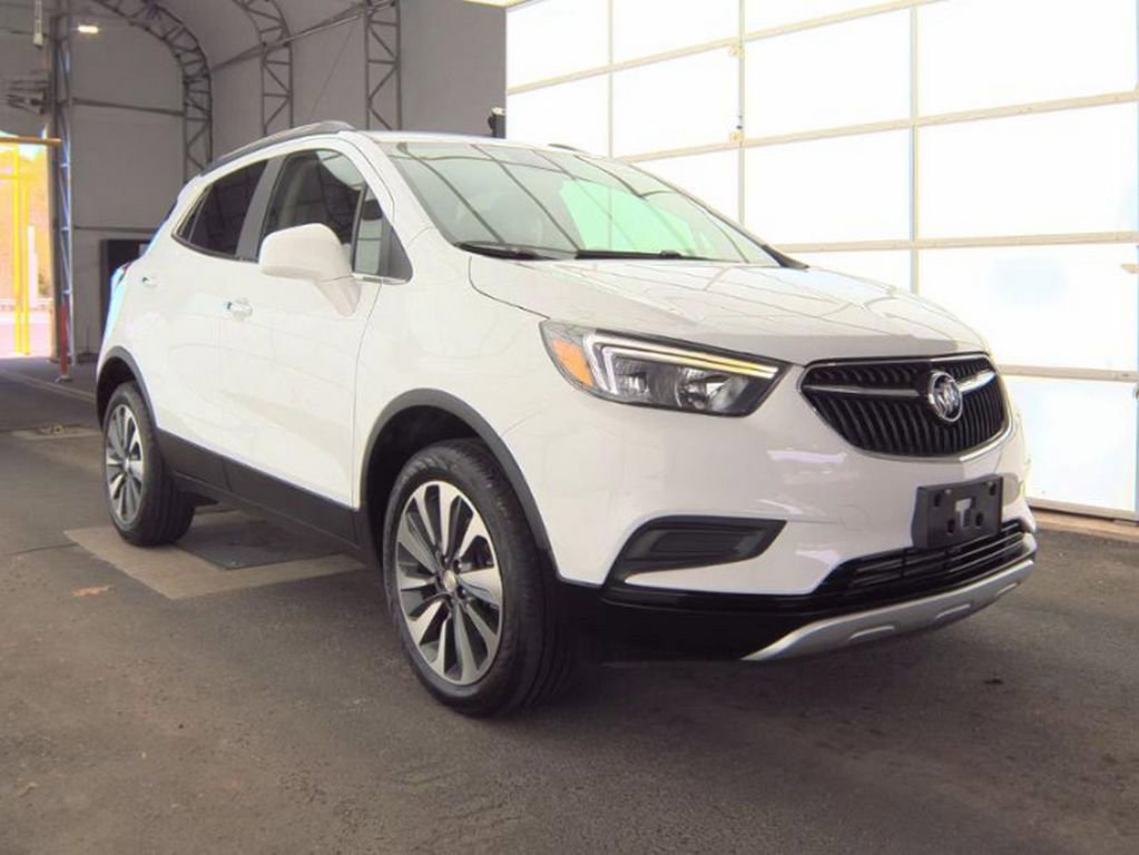 Used 2022 Buick Encore Preferred w/ Safety Package image 4