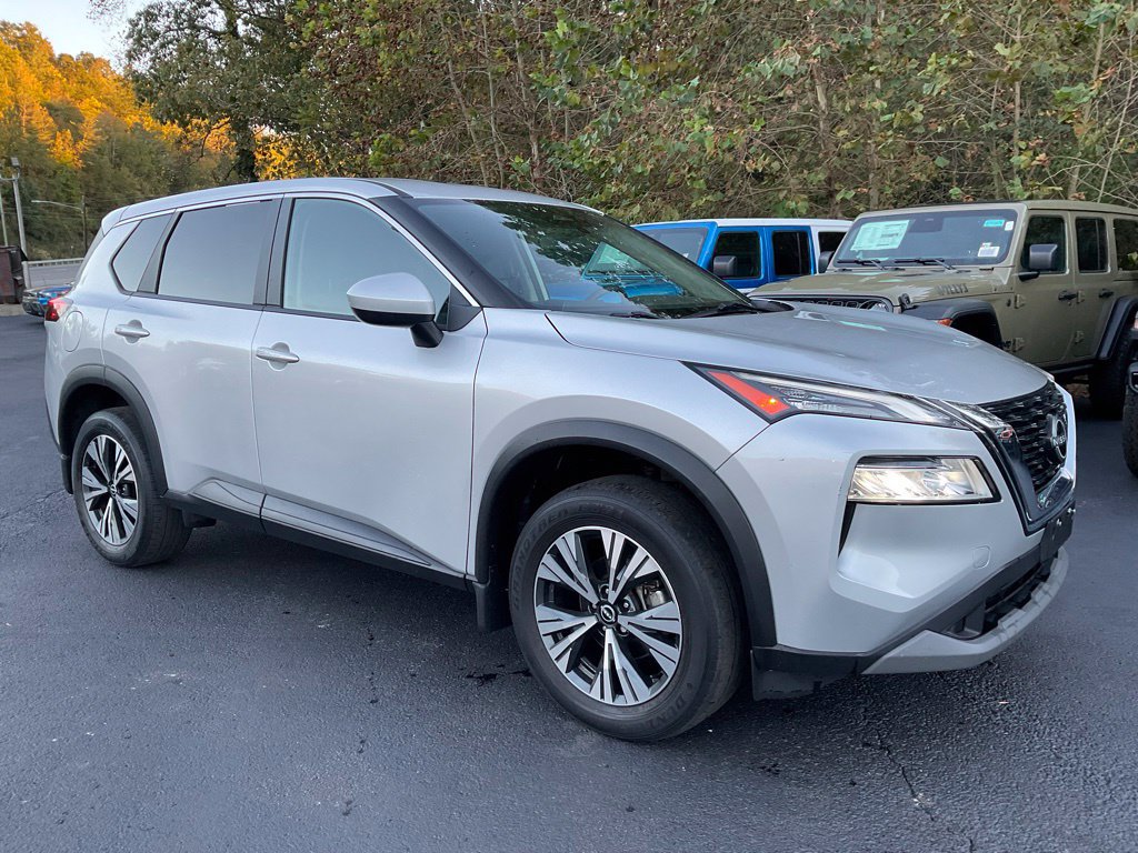 Used 2023 Nissan Rogue SV AWD/4WD image 7