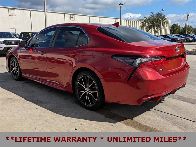 Used 2023 Toyota Camry SE image 8