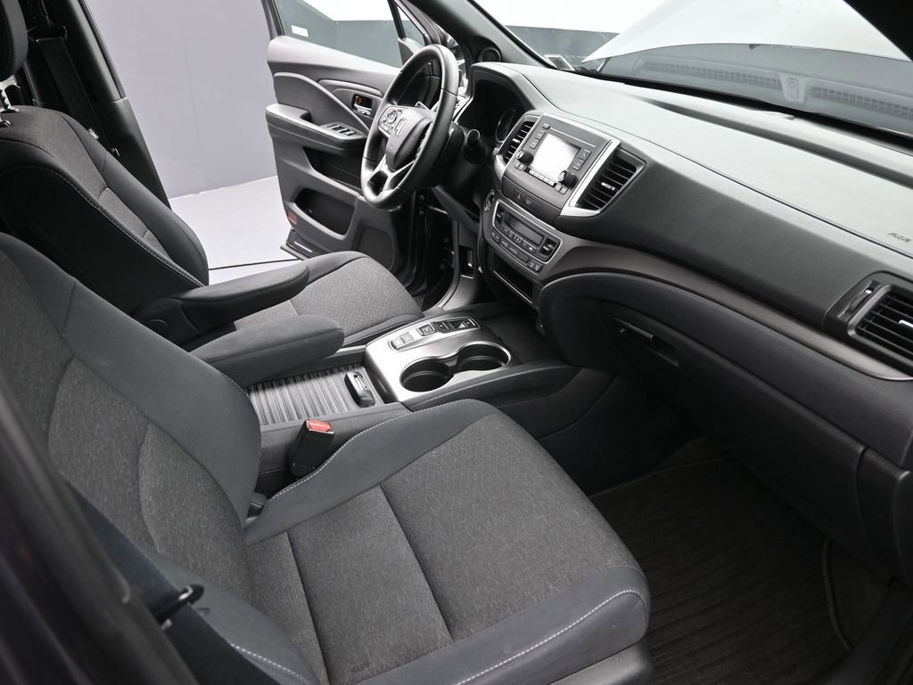 Used 2019 Honda Passport Sport image 21