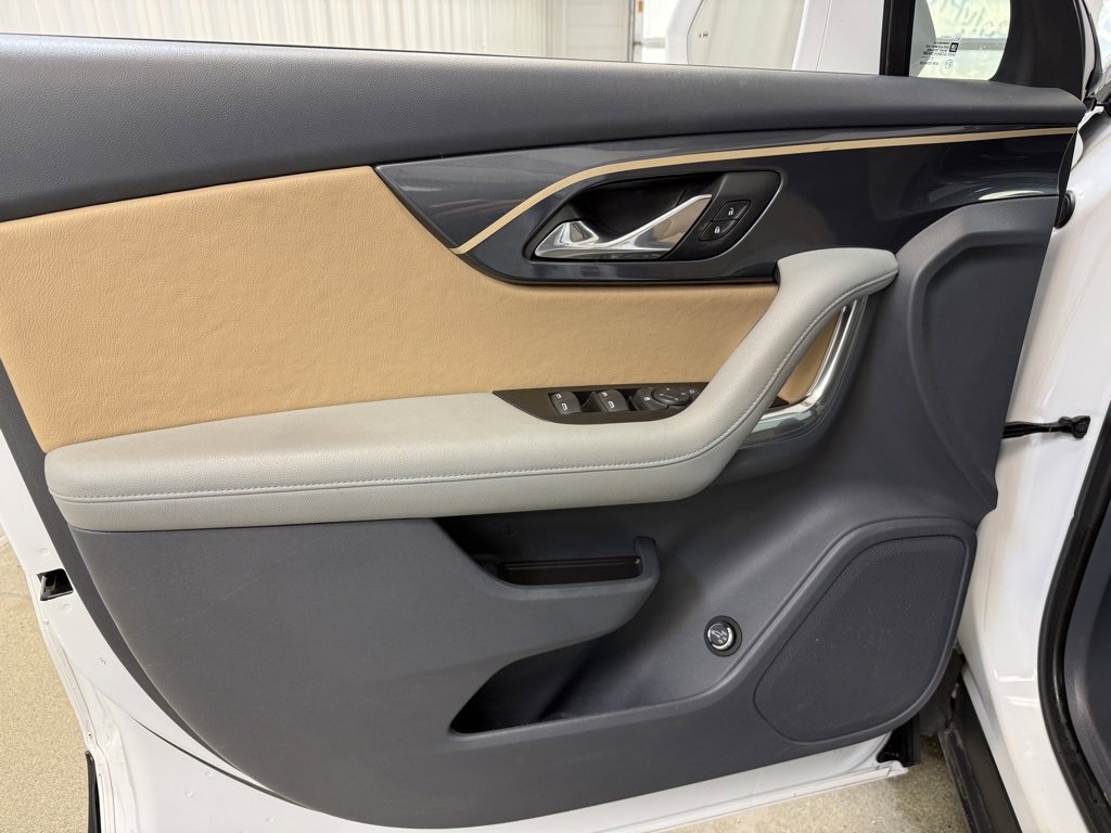 Used 2019 Chevrolet Blazer LT image 12