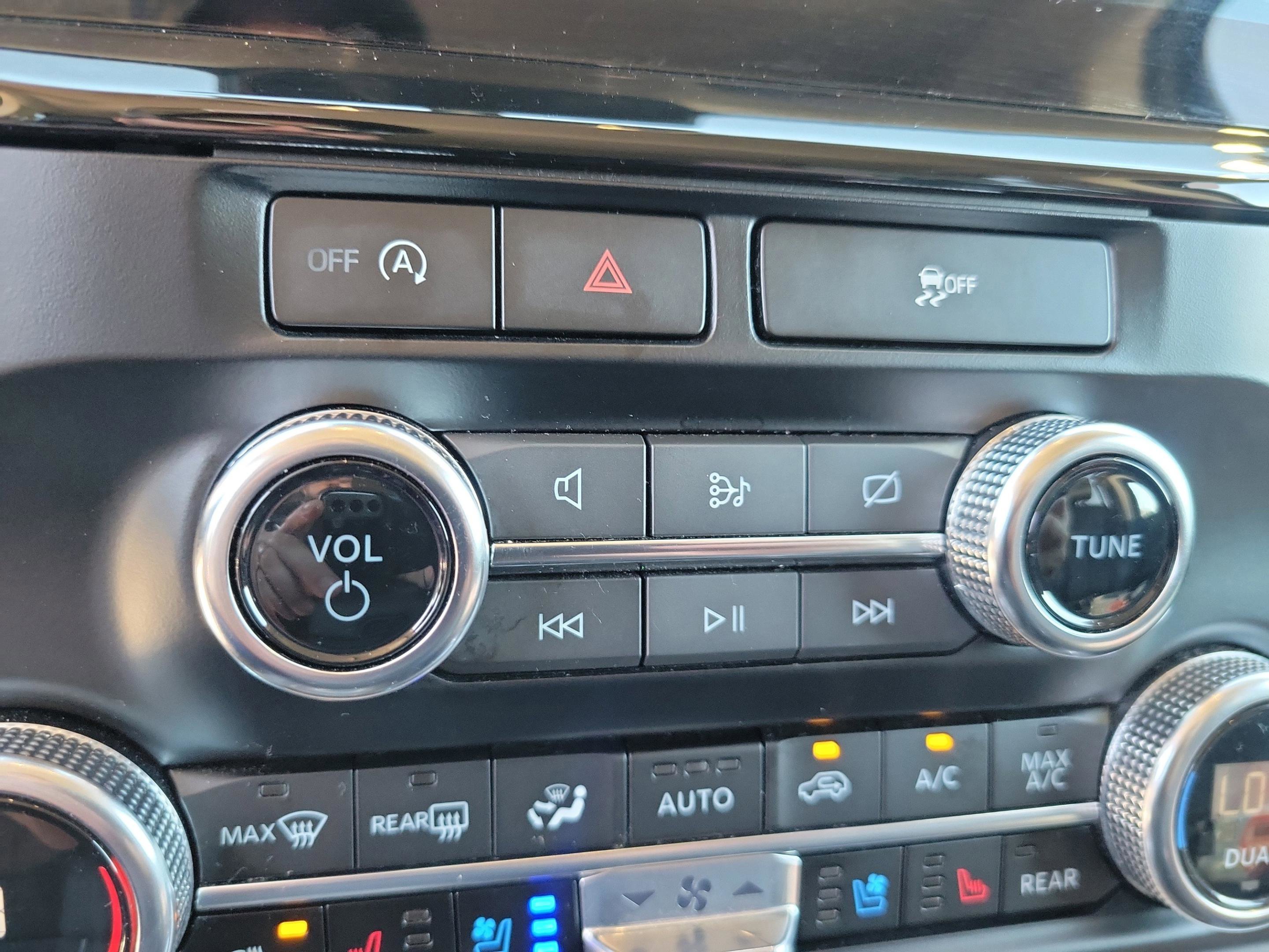 Used 2024 Ford Expedition Max XLT image 37