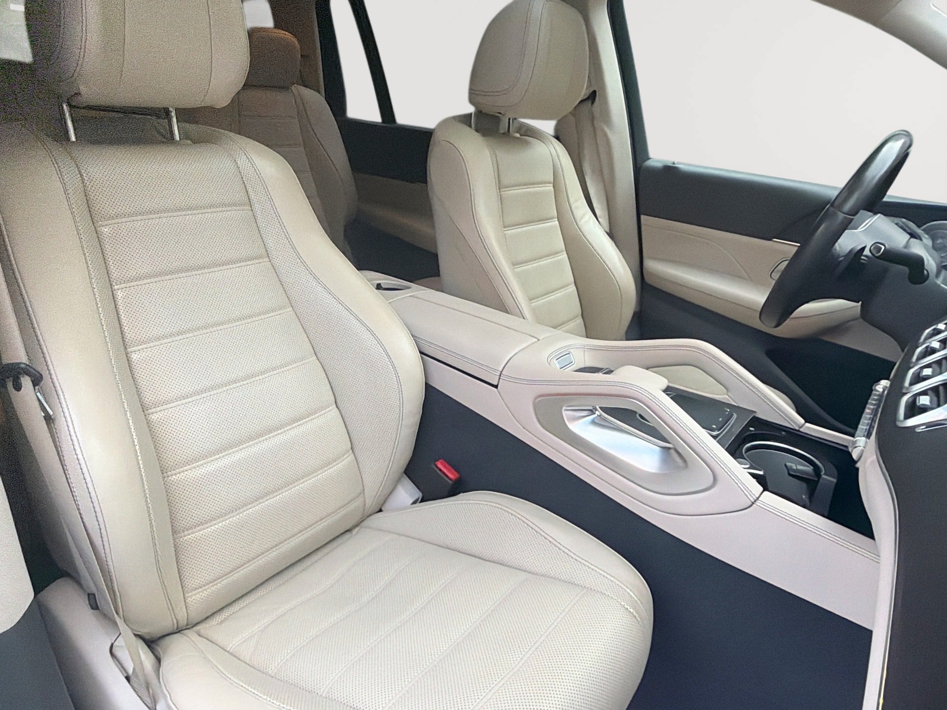 Used 2020 Mercedes-Benz GLS 450 4MATIC image 28