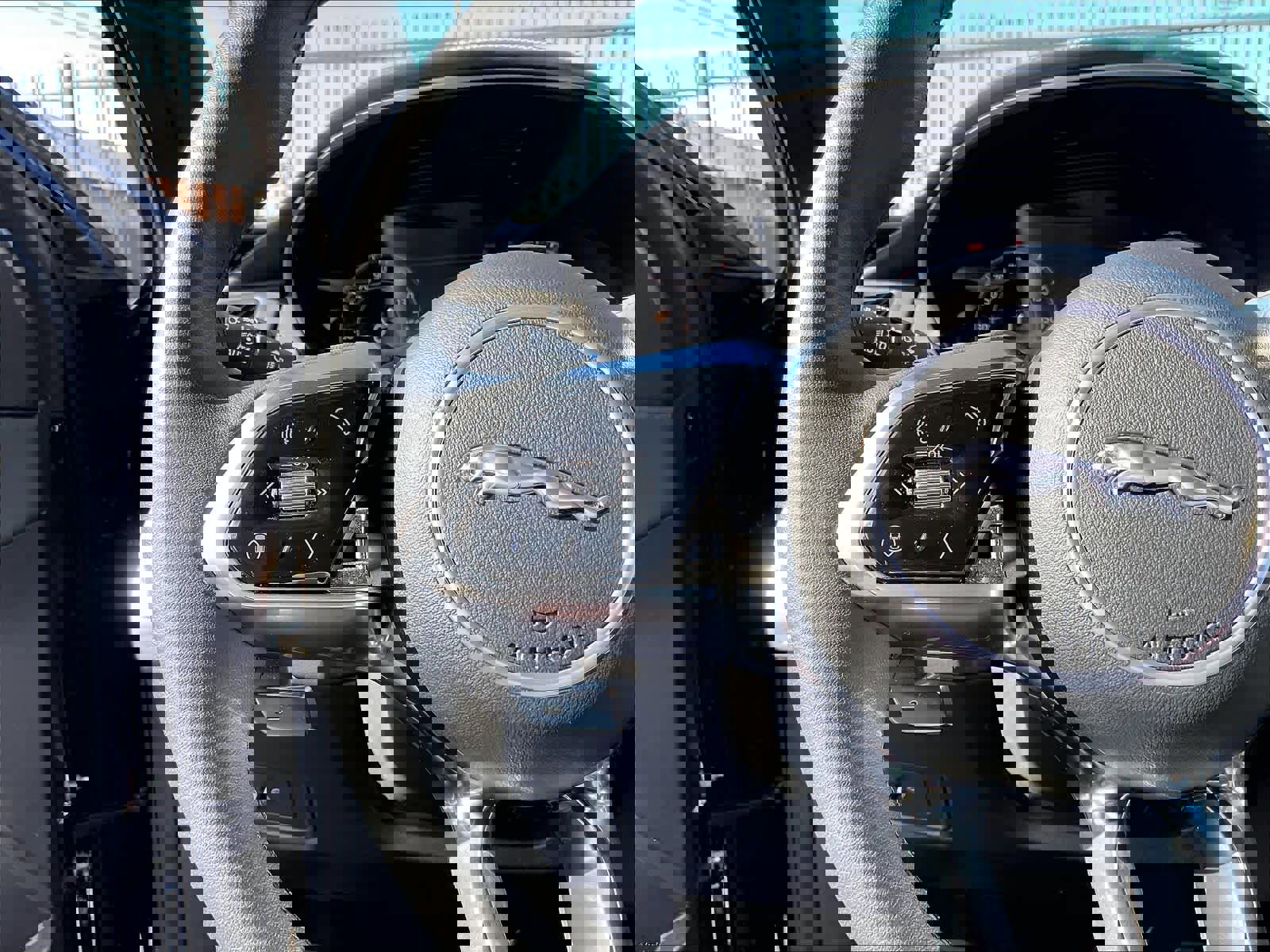 Used 2024 Jaguar E-PACE R-Dynamic SE image 20