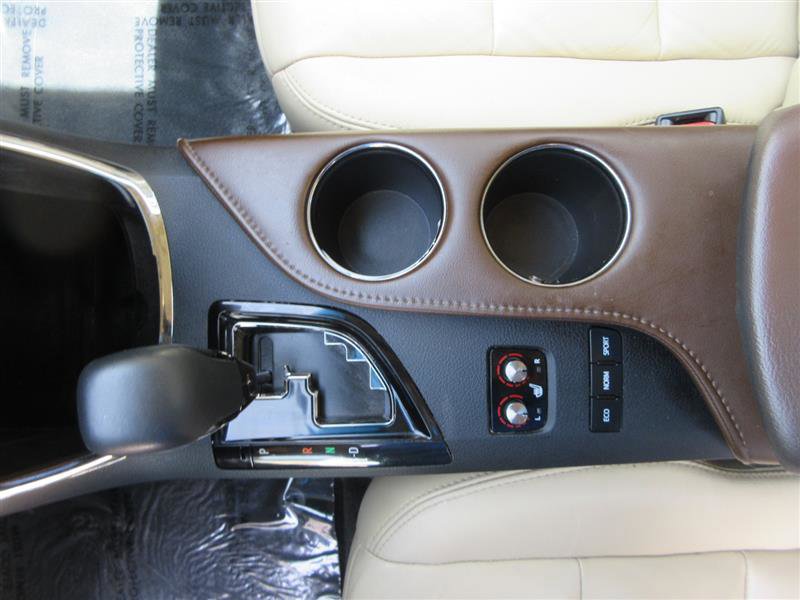 Used 2015 Toyota Avalon XLE Touring image 17