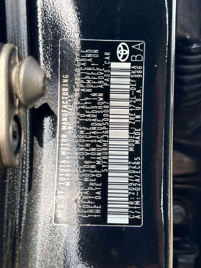 Used 2016 Toyota Corolla S FWD image 38