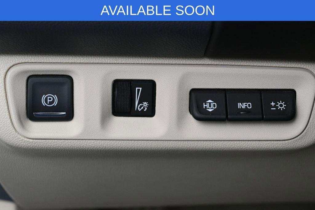 Used 2021 GMC Acadia Denali w/ Denali Ultimate Package AWD/4WD image 17