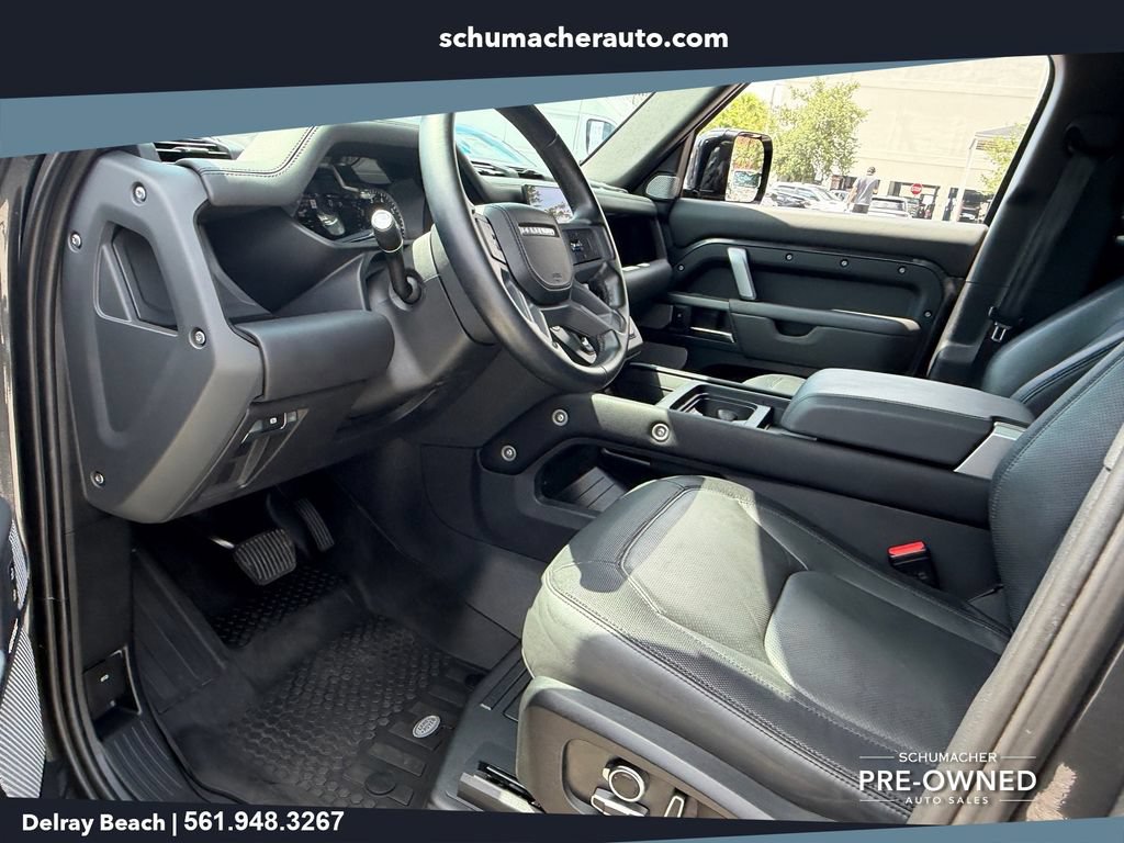 Used 2023 Land Rover Defender 130 X-Dynamic SE AWD/4WD image 11