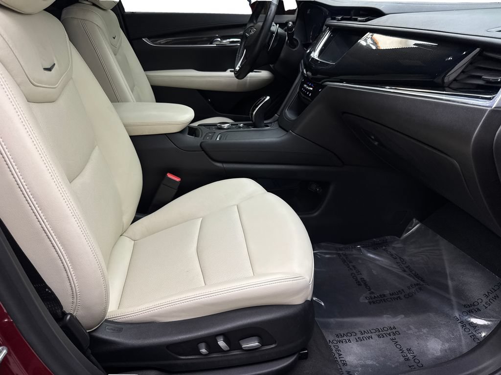 Used 2020 Cadillac XT6 Sport AWD/4WD image 49