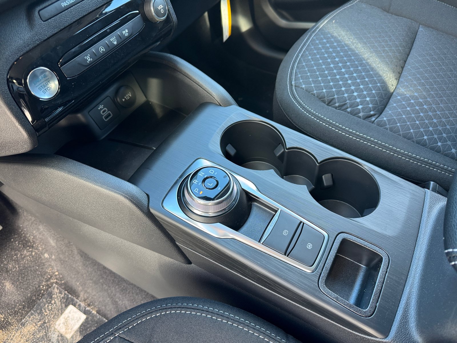 New 2026 Ford Escape Active w/ Tech Pack #1 AWD/4WD image 14