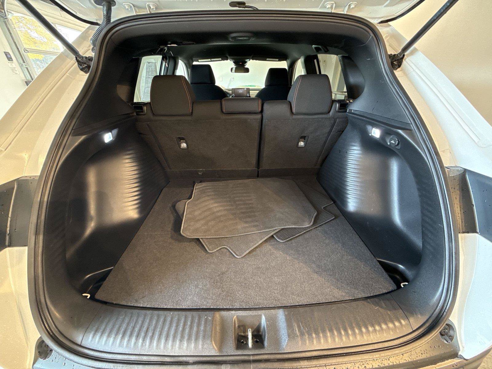 Used 2025 Honda HR-V Sport image 20