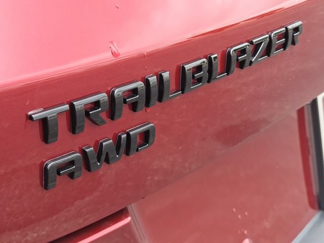 Used 2022 Chevrolet TrailBlazer RS w/ Sun and Liftgate Package AWD/4WD image 5