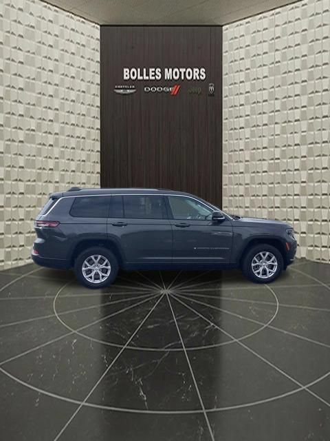 Certified 2023 Jeep Grand Cherokee L Limited AWD/4WD image 5