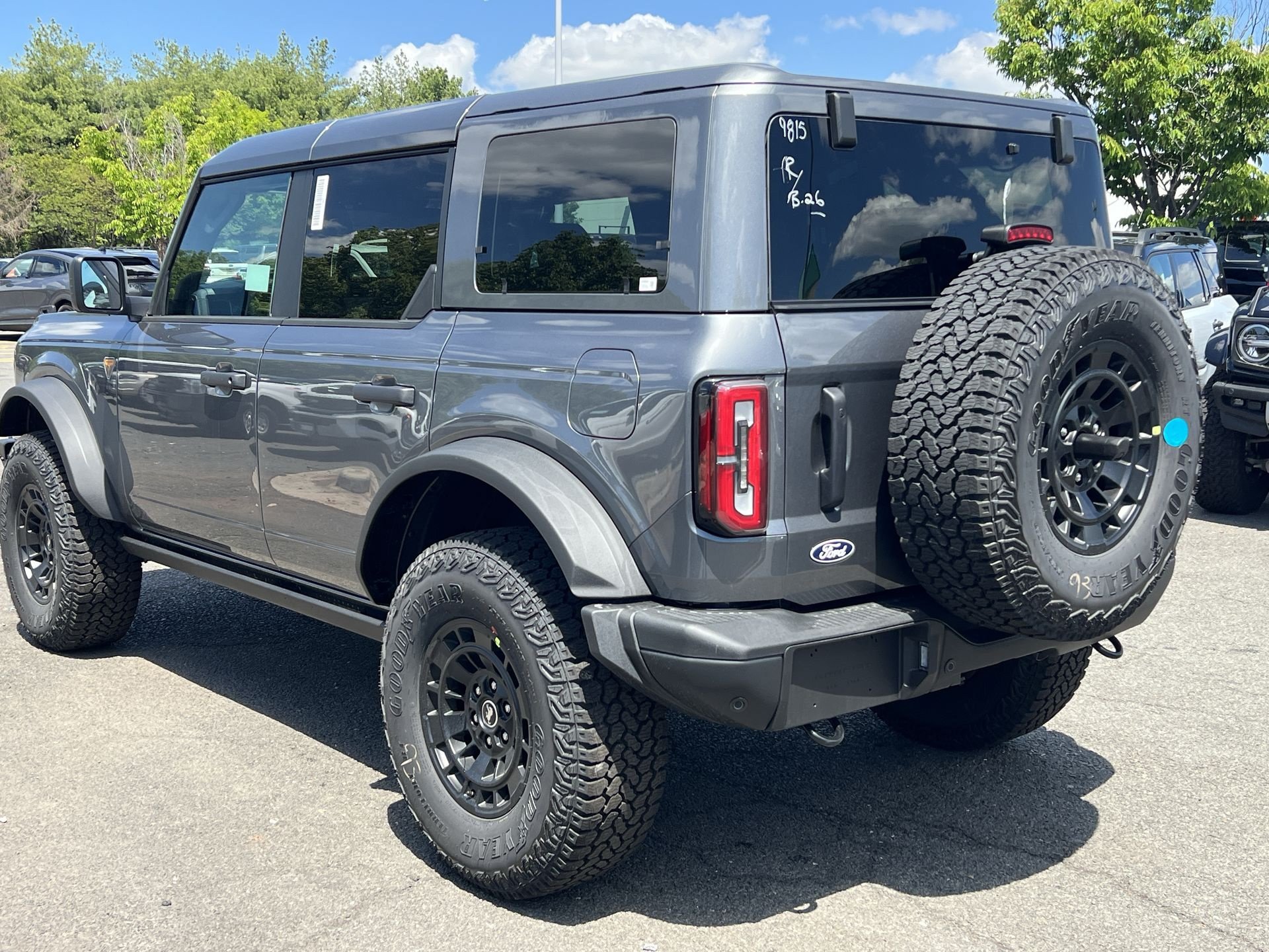 New 2026 Ford Bronco Badlands AWD/4WD image 8