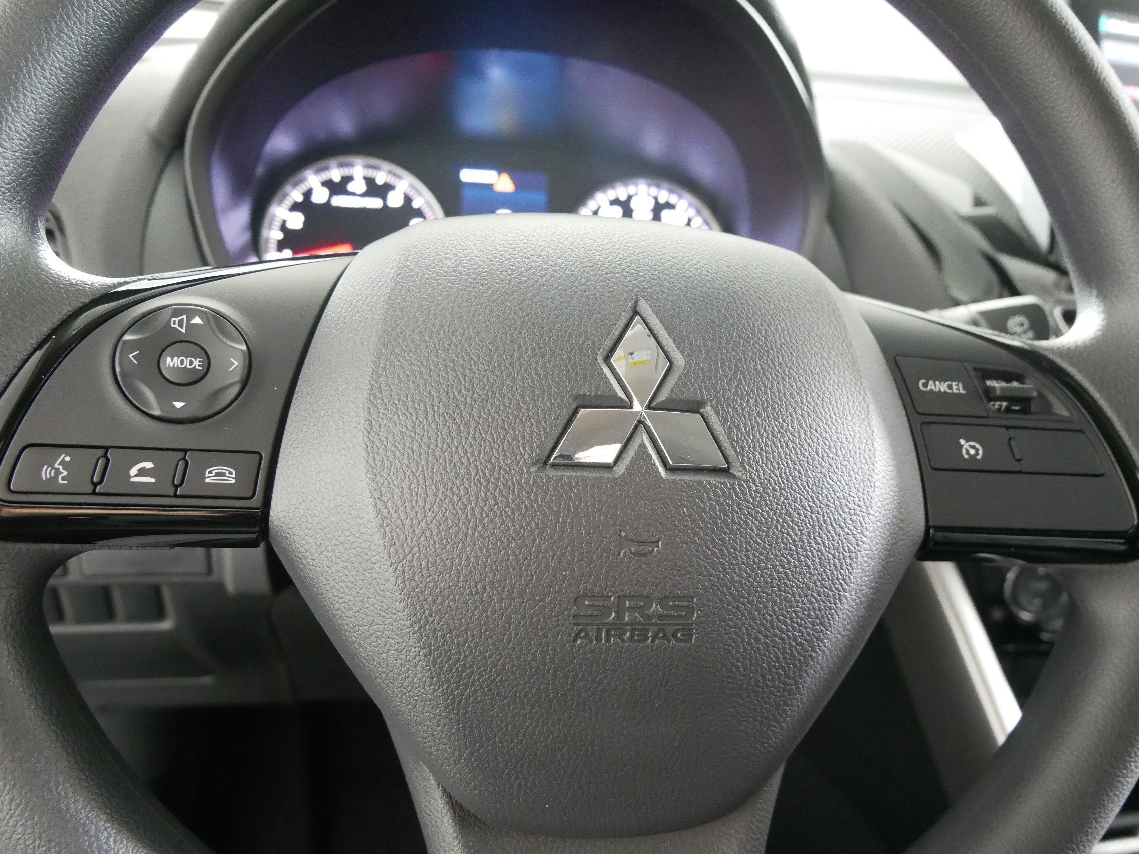 New 2026 Mitsubishi Eclipse Cross LE image 8