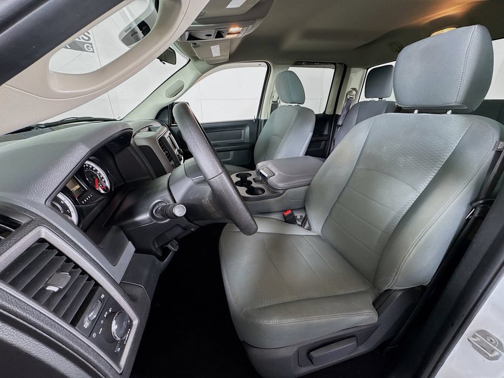 Used 2017 RAM 1500 Express w/ Express Value Package AWD/4WD image 18