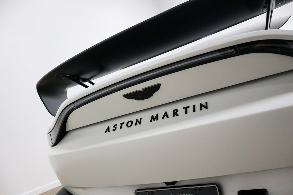 Used 2023 Aston Martin V12 Vantage RWD image 75