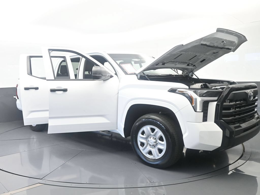 Used 2025 Toyota Tundra SR w/ SR Tow Package AWD/4WD image 70