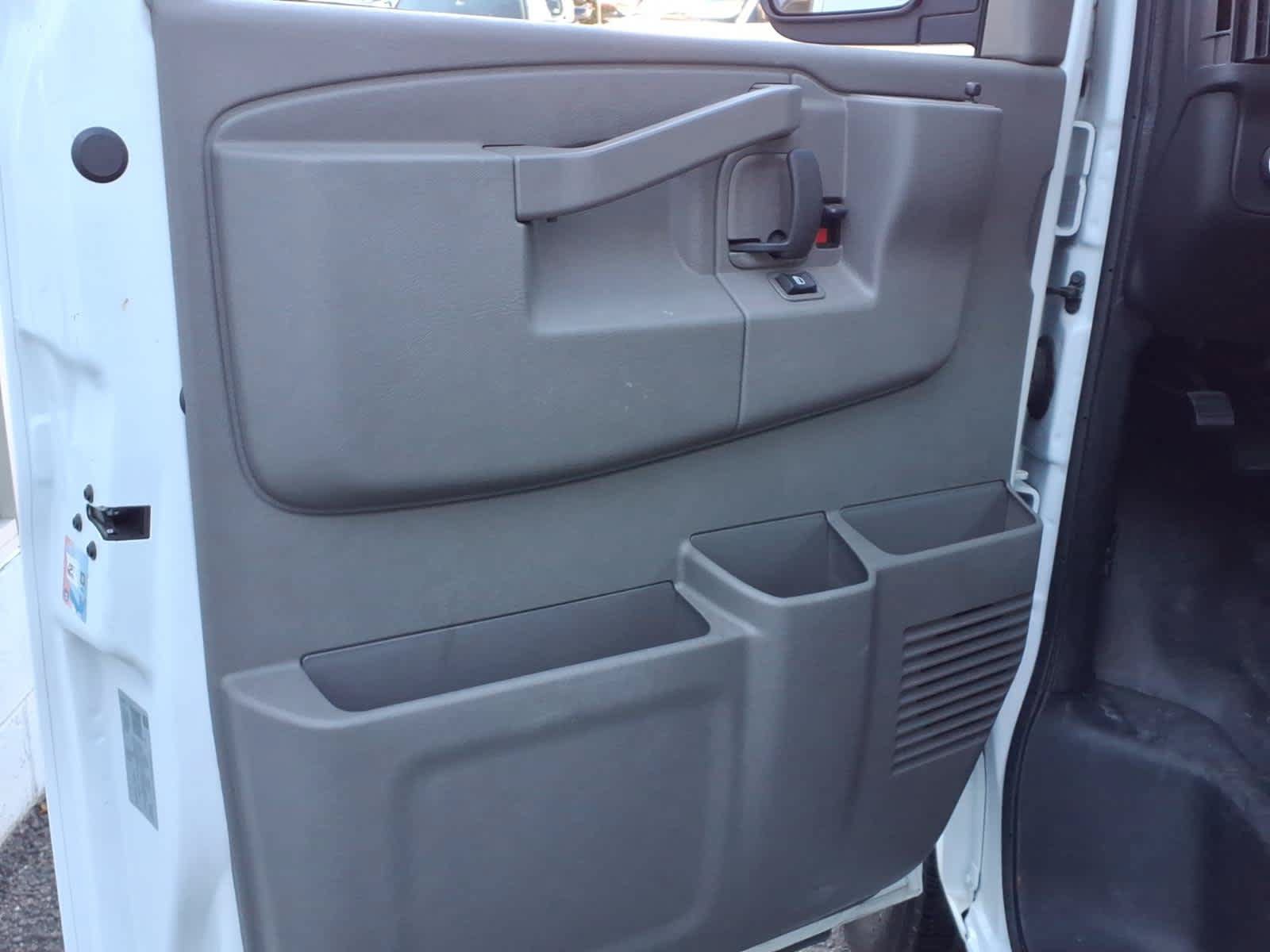 Certified 2025 Chevrolet Express 2500 w/ Driver Convenience Package RWD image 10