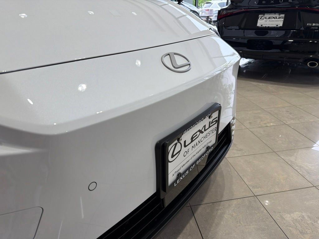 New 2026 Lexus ES 500e AWD/4WD image 24