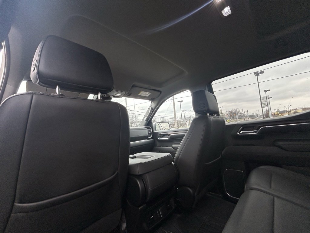 Used 2024 GMC Sierra 1500 SLT w/ X31 Off-Road Package image 26