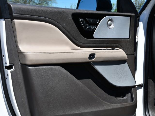 Used 2020 Lincoln Aviator Grand Touring w/ Equipment Group 302A image 11