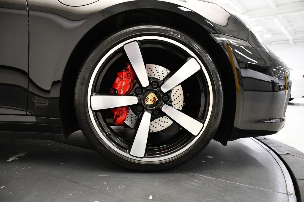 Used 2021 Porsche 911 Carrera image 19