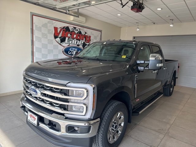 New 2026 Ford F350 4x4 Crew Cab Super Duty image 1