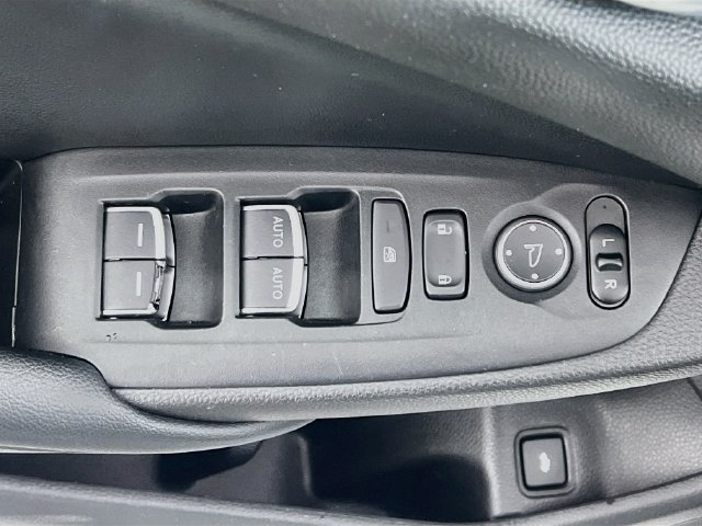Used 2022 Honda Accord Sport image 12