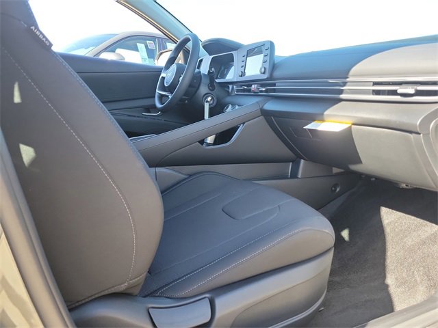 New 2026 Hyundai Elantra SE image 16