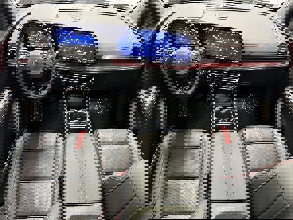 Used 2024 Chevrolet Traverse RS w/ LPO, Floor Liner Package image 16