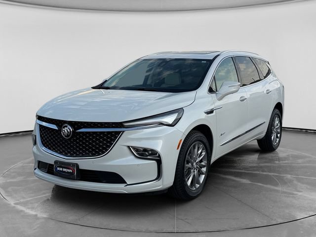 Used 2023 Buick Enclave Avenir w/ Avenir Technology Package AWD/4WD image 7