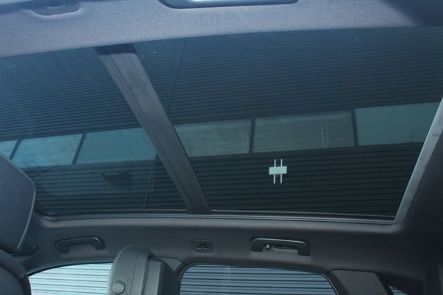 Certified 2025 Porsche Cayenne image 26