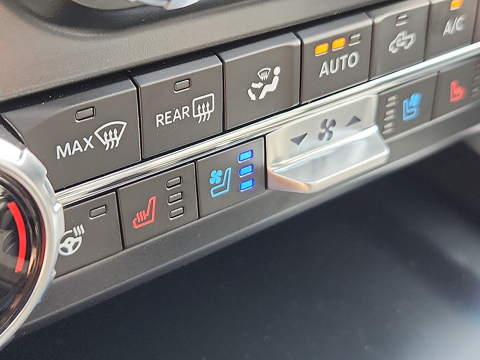 New 2026 Ford F250 Lariat AWD/4WD image 18