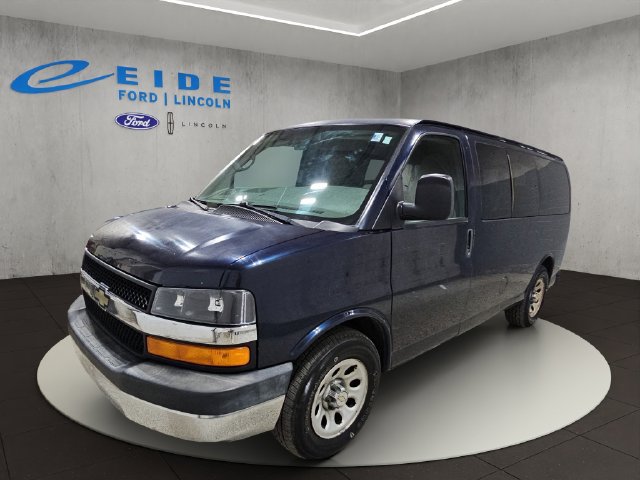 Used 2011 Chevrolet Express 1500 LT w/ LT Preferred Equipment Group AWD/4WD image 6