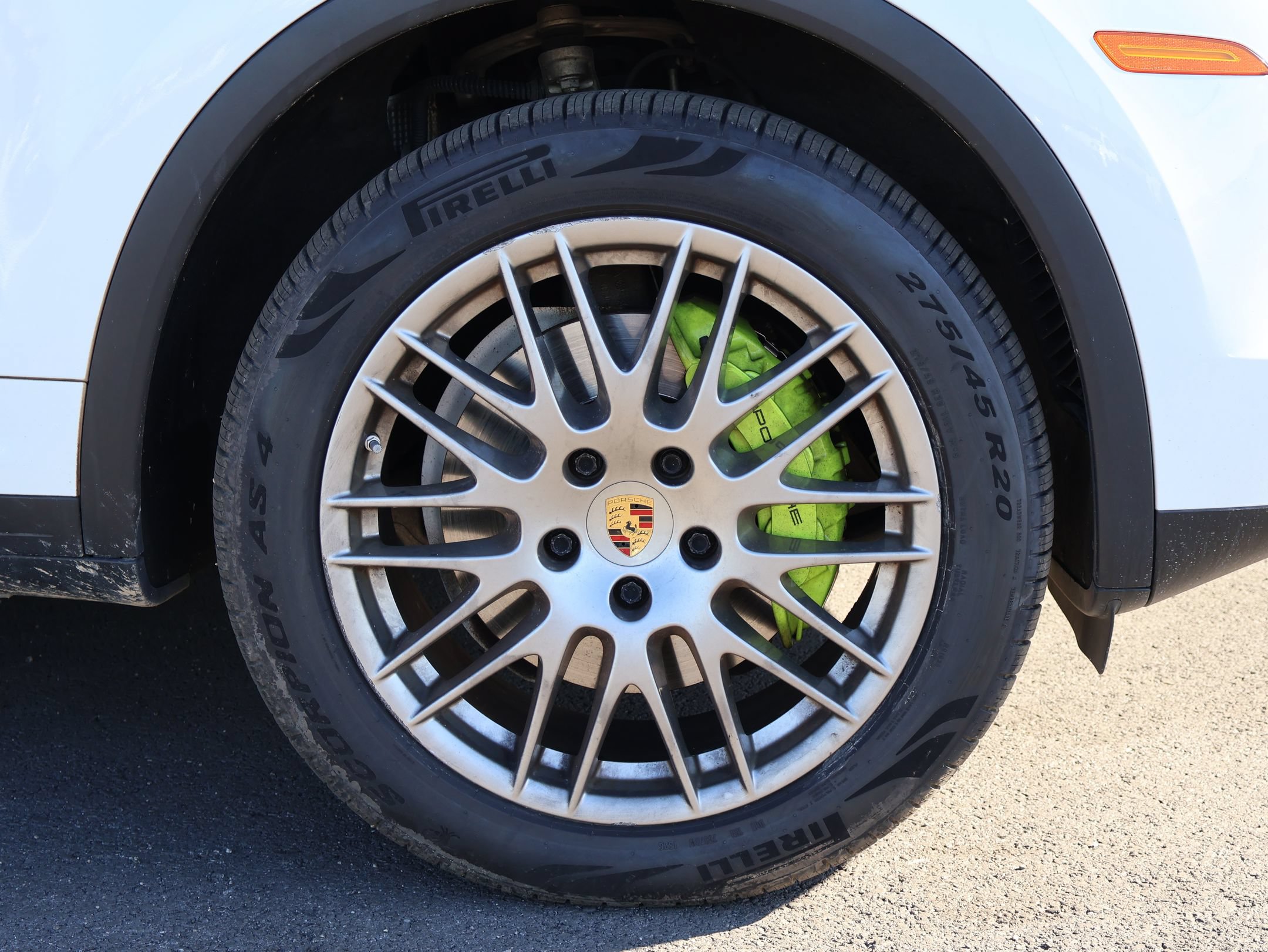 Used 2016 Porsche Cayenne S AWD/4WD image 12