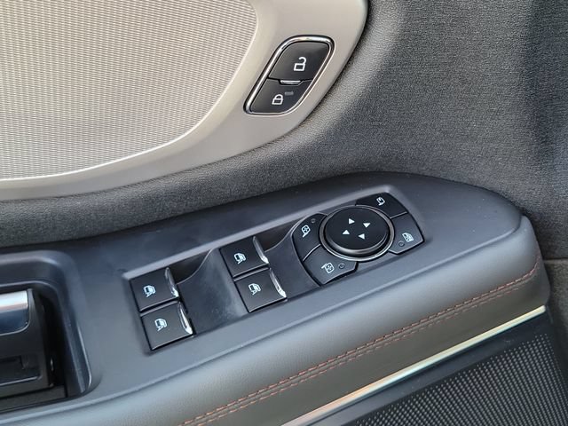 Certified 2025 Ford Expedition Active AWD/4WD image 14