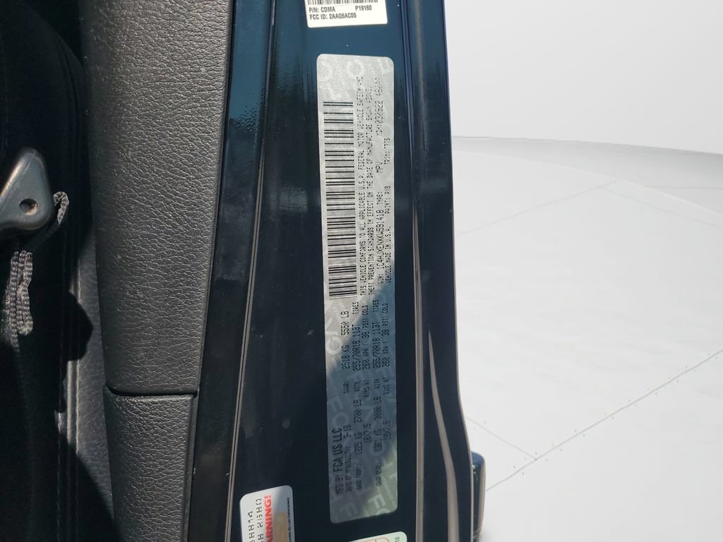 Used 2019 Jeep Wrangler Unlimited Sahara AWD/4WD image 29