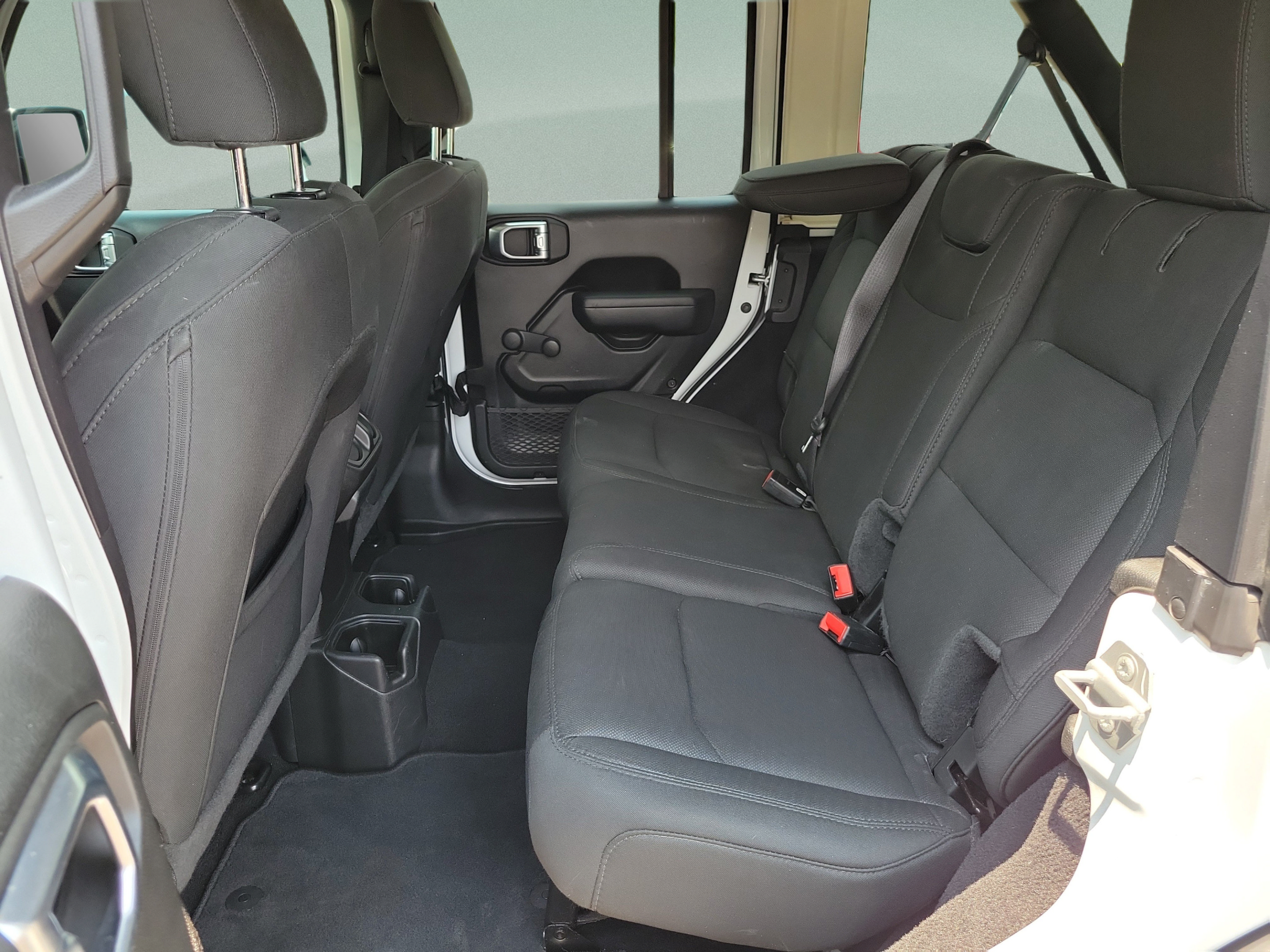 Used 2021 Jeep Wrangler Unlimited Sport AWD/4WD image 9