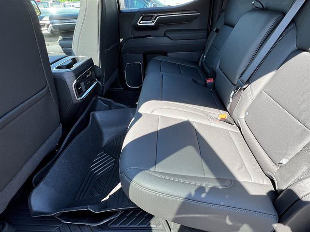 New 2026 Chevrolet Silverado 1500 LTZ w/ Technology Package AWD/4WD image 16