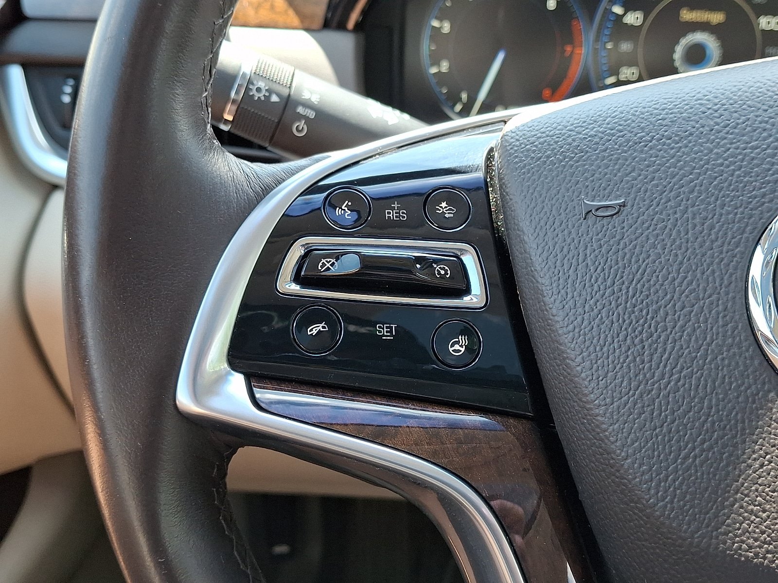 Used 2013 Cadillac XTS Platinum AWD/4WD image 24