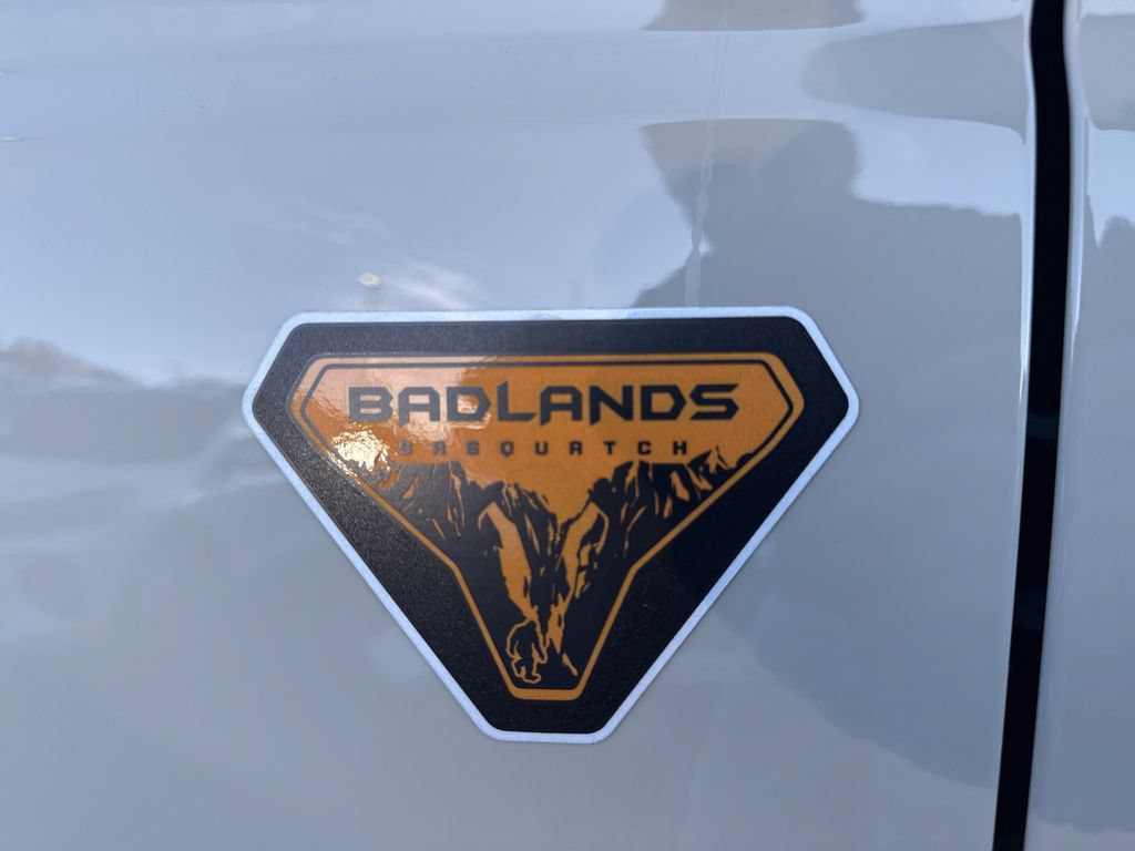 New 2025 Ford Bronco Badlands w/ Sasquatch Package AWD/4WD image 12