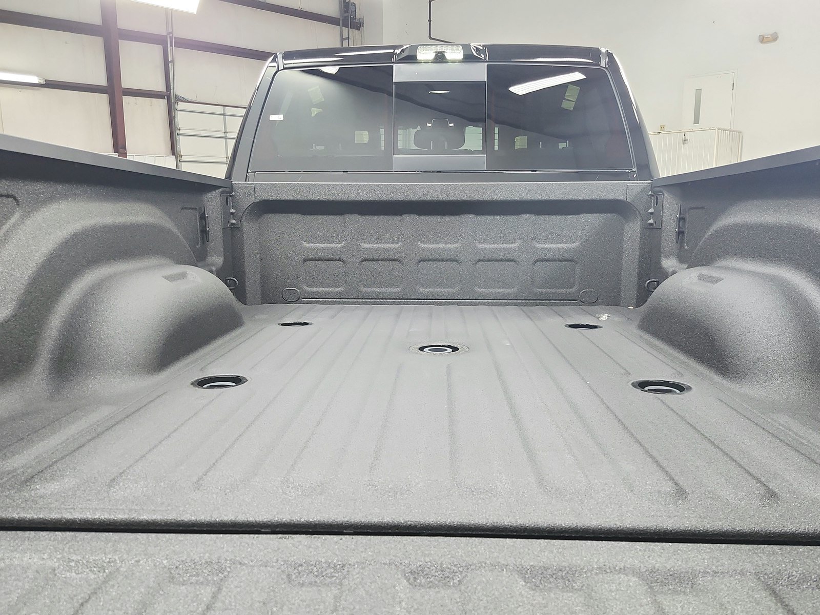 New 2026 RAM 2500 Laramie AWD/4WD image 44