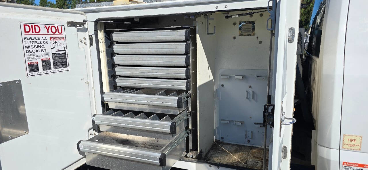 Used 2020 Ford F550 4x4 SuperCab Super Duty image 20