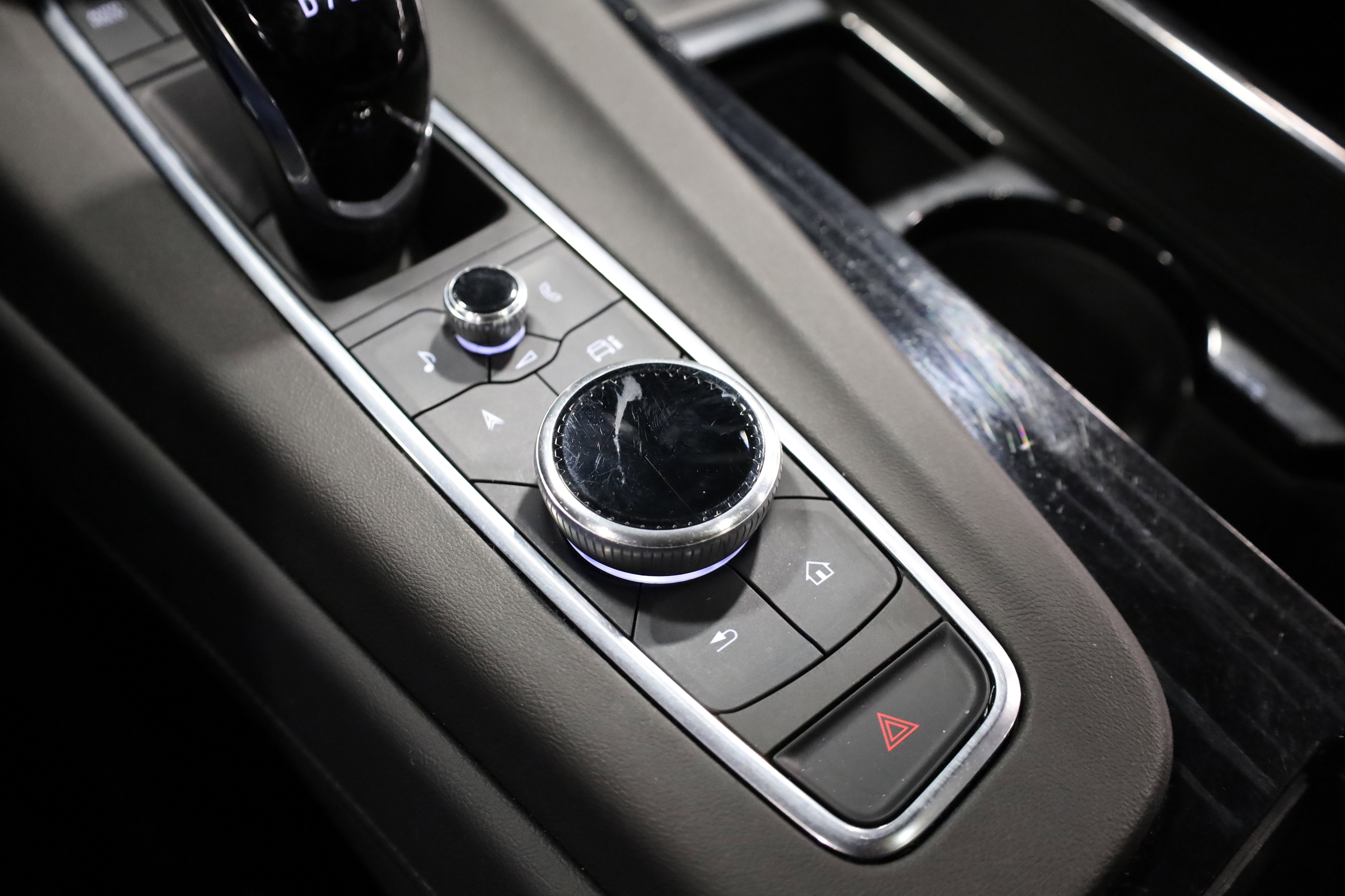 Used 2022 Cadillac Escalade Sport w/ Touring Package image 35